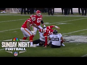 Chiefs' Patrick Mahomes injures ankle after Jaguars' Arden Key lands on him | SNF | NFL on NBC