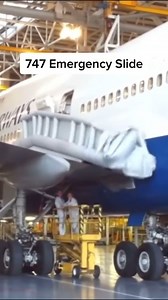 Boeing 747 overwing slide deployment... Wait for the barber poll to inflate before using the slide :) | A Fly Guy's Cabin Crew Lounge