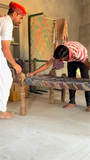 Mukesh Rajpurohit Langera on Instagram: "गाँव 💝 #desi #design #designer #designinspiration #designdeinteriores #designers #designs #desing #desimemes #designinterior #designdesobrancelhas #desire #designerwear #designerdesobrancelhas #designlovers #designlife #designersarees #designideas #designing #designinspo #designstudio"