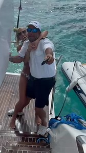 Welcome to boat day with Savannah and @nodramacharters 🤣😍 LOVE YOU CAP!! | Savannah Chrisley