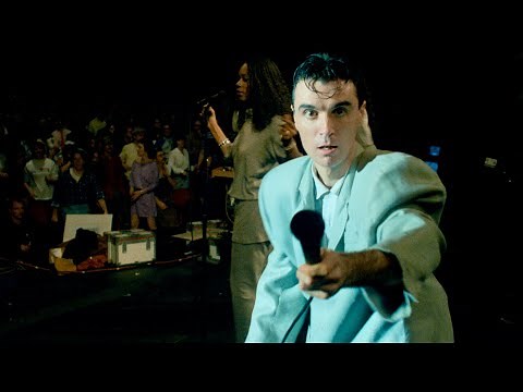 トーキング・ヘッズ「Burning Down the House」圧巻の演奏／映画『ストップ・メイキング・センス 4Kレストア』本編映像2