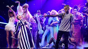 Katy Perry's 'backpack kid' steals show during 'SNL' gig