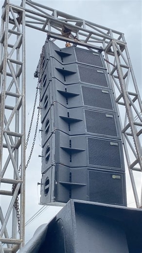 Line array dexo SKD pro audio