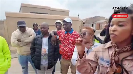 To my South African friends🇿🇦. This is exactly why I stopped exploring many African countries and chose to settle in Ghana. When it comes to hospitality and how people treat others, Ghana and Nigeria still set the standard.What’s happening in South Africa is frustrating to watch, immigrants are being turned into scapegoats for problems created by poor leadership and failed systems. That narrative is not just wrong, it’s dangerous.Ghanaians and Nigerians don’t cross borders to take anything fro