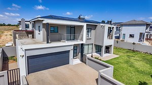 R 3 300 000 | 3 Bedroom House in Blue Hills | Private Property