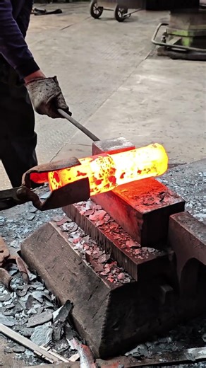 Inside the forging factory How to Forge Crankshafts and Connecting Rods #forge #forging #factory