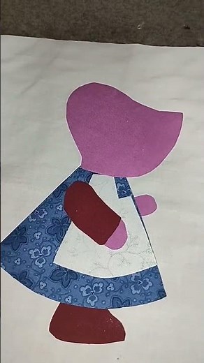 Sunbonnet Sue Getting All Dressed Up! #applique #diy #satisfying
