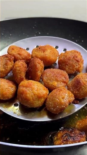 Masala Soya Meat Curry Recipe 😋 | Easy & Spicy Soya Curry #foodshorts #shorts