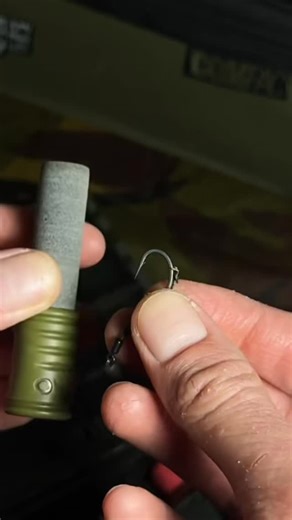 Keep your hooks performing exactly how they should 🎯 The OMC Touch Me Up restores dull hook points fast — just drop it in, twist, and you’re back fishing razor sharp in seconds. Compact, reliable, and one of those bits of kit every angler ends up relying on. Ideal as a small upgrade to your own setup or a quality gift for any carp angler. 👉 Please tap the link to grab yours 💸 Use code REALJOURNEY for £6 off orders over £28 First-time online orders only #carpfishing #carpangling #fishingtackle