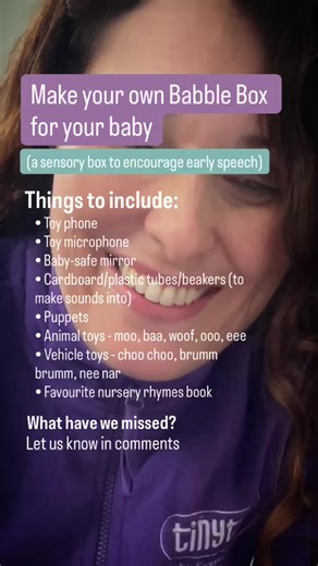 🎁 Put together a fun ‘babble box’ (or bag!) filled with toys to encourage your baby’s early speech development. Think things that can help get your baby making sounds of their own - you’ll have great fun playing together too! If you’re signing with your baby you can also teach your baby how to make the signs you have been learning for all the toys - especially the animals 😁 Communication doesn’t start with words. It starts with connection. From your first cuddle to first baby signs and first w