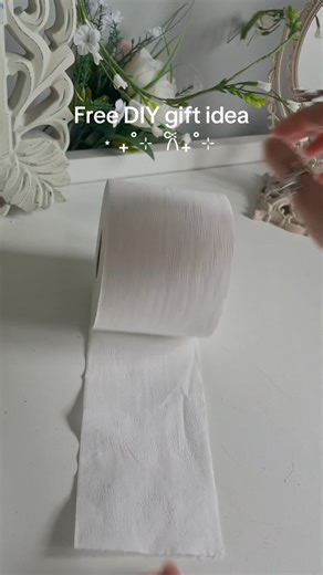 2.4M views · 78K reactions | wearing clothes from @aelfricedenofficial DIY infinity rose gift | Yasmin | Facebook