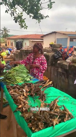 Exploring a Busy Ghanaian Market 🇬🇭 | Street Vibes & Local Goods!