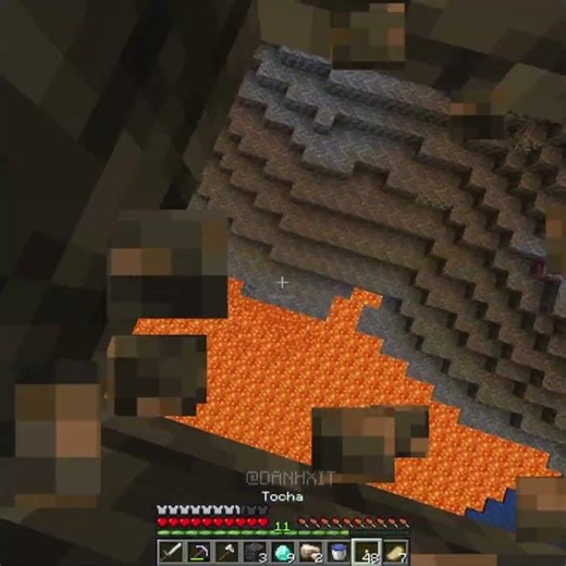 Top Minecraft Expert Reveals SECRET Diamond Finding Techniques