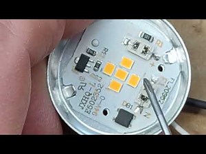 Gu10 / 230V LED Leuchtmittel analysiert.