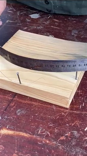 Attractive Wooden Garden Lamp Design