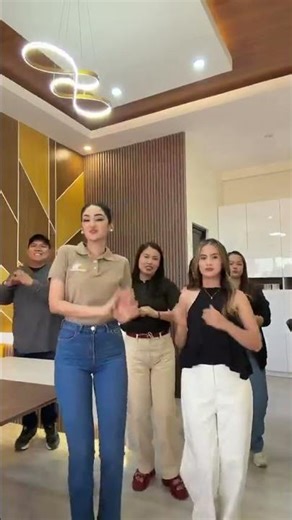 Ms. Queen Isabela 2025 and Mr. Titulo Dance