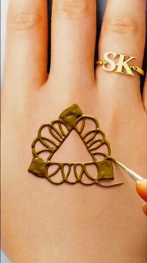 “Latest Mehndi Design 2026 | Elegant & Trendy”“Simple Mehndi Design for Beginners | Easy Henna Art”