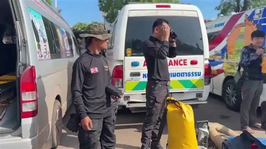 Thai rescue teams join effort to save seven locals trapped in Laos cave