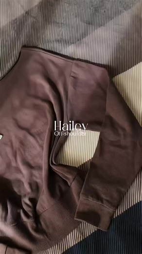 Stylish Off-Shoulder Outfit Ideas for Women