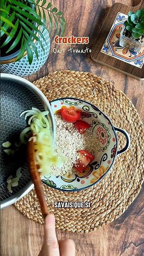 La star de ton apéro ! Des crackers tomates oignons super sains et hyper bons !