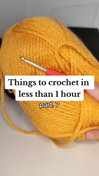 DIY Crochet Pumpkin Basket Tutorial