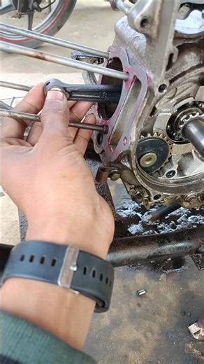 Splendor Plus ka half engine fitting #viralvideo #automobile #hondabike #‪@rkriyaj6843‬