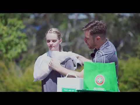 How to tie a first aid sling with a triangular bandage