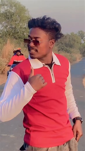 ↤↤↤↤↤ ĹᵃＸмⓐ𝐧 Ş𝐈Ⓝg𝒽 ↦↦↦↦↦ on Instagram: "Baripada bajar #mahanto #song #mm1__laxman_252 #viralreelsvideo❤️ #mm1__laxman_252❤️❤️🩵🧡💞💞💞"