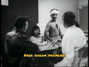 Mat Raja Kapor-Scene mamak gaduh dengan Mat Sentul | Ragam P. Ramlee