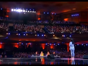 The Sincerity in Her Voice: Summer Rios sings "Something in the Orange" | Auditions | AGT | Sewlovelybyjoy back up page