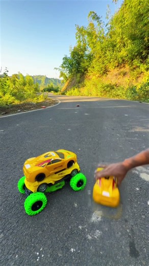 WOW Remote Control Moka Stunts Cars Hath Ma Aya 🦋 #shorts