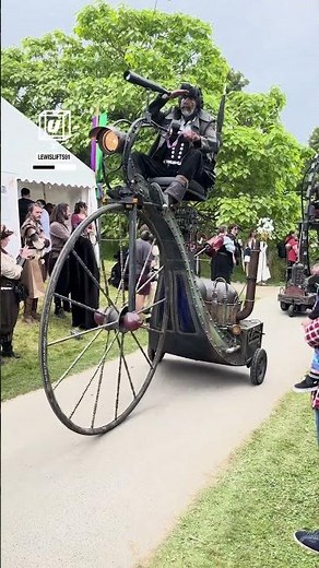 The ultimate steampunk rides 😲 🎥: TikTok / lewislifts91