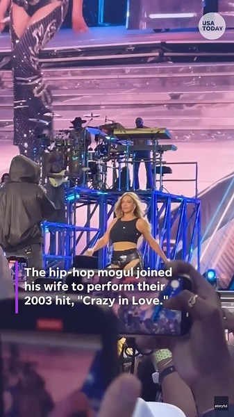 See Jay-Z perform alongside Beyoncé for the first time in years