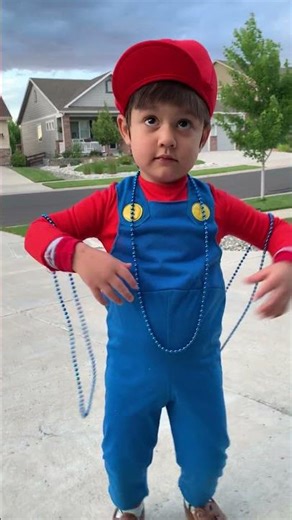 Kid Mario Fun and Dance