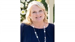 Maureen Lyons Obituary (2025) - Cincinnati, OH - B.J. Meyer Sons Funeral Home & Crematory