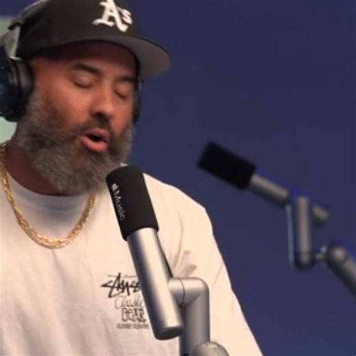 Hot Freestyle on Instagram: "Offset says the adversity he faces keeps him focused and motivated. (Swipe) via @applemusic"