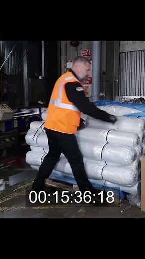 How to lift and move Long Thin Items - Manual Handling