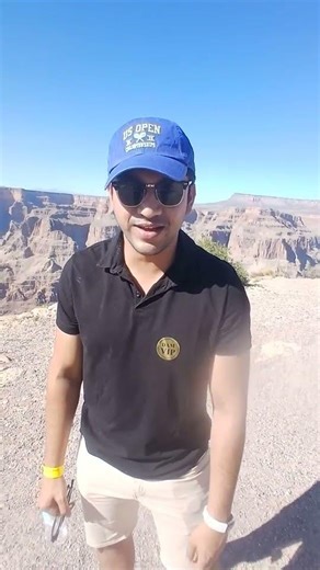 Wait there’s a Comedian on this Bus? Aditya’s Hilarious Grand Canyon tours from Las Vegas Experience