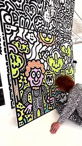 Mr Doodle Paints The Farm | Mr Doodle
