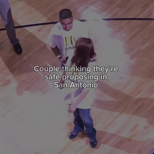 ive been seeing likd these emerging from the ocean memes which i thought were pretty funny and the dude in the ocean is ridiculously talk so i thought id do sum with wemby cuz why not. then during my research for an intro clip i got lucky enough finding a clip of a couple proposing in san antonio 😭 so i had to use it and i think it came out quite alright all scps @twizzy.logoless enjoy 🔥 #funny #nba #basketball #trending #fyp