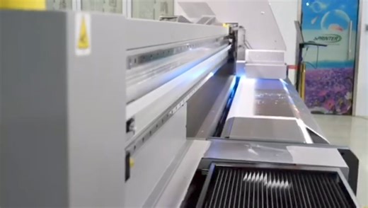 Hello! This is SPRINTER, from China！🤝 Would you like this Large format print? It can print on 3.2*2.1m flated and roll up to 3.2m width, max: 12 heads. Website: https://www.huiditech.com/index.php/product2-menu/tc-fr3221 😄Source factory direct sales, quality assurance, welcome to order! Contact wechat &whatsApp: 8613764603319 Email: carine.hu@huiditech.com | Sprinter