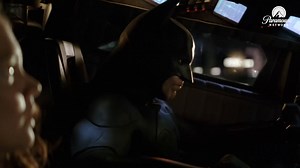 1.1M views · 33K reactions | Un pasado marcado por el miedo impulsa a un hombre a reinventarse y levantarse como el protector que una ciudad en caída libre necesita. Una historia intensa, elegante y profundamente humana donde la acción, el coraje y el mito del héroe cobran nueva vida. #BatmanBegins, con #ChristianBale, #CillianMurphy y #KatieHolmes, hoy lunes a las 22:00 en Paramount Network. #CinePN | Paramount Network ES | Facebook