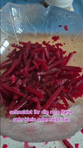 Šaltibarščiai – die berühmte kalte Rote-Bete-Suppe aus Litauen!