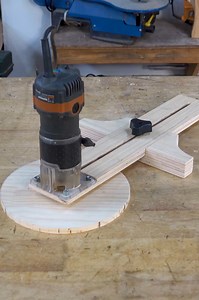 🔨✨ Elevate your woodworking game with these impressive router tips and hacks! Whether you're a seasoned pro or just starting out, mastering your router can unlock endless creative possibilities. From achieving flawless edges to intricate designs, these techniques will enhance your craftsmanship and efficiency. Ready to take your projects to the next level? Dive into the world of woodworking with these essential tips! #Woodworking #RouterTips #Craftsmanship #DIYProjects #WoodworkHacks #Woodworki