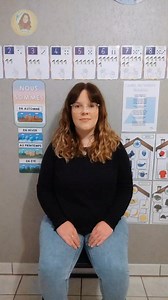 COMPTINE - CARRÉ, RECTANGLE, TRIANGLE 🟦 Nouvelle comptine utile pour aborder les formes géométriques avec les élèves : « Carré, rectangle, triangle » de Jémy 🎶 Pour retrouver toutes les comptines dont j'ai publié les paroles et les vidéos, rendez-vous sur le site (lien en bio 🔗) puis dans l'onglet « COMPTINES ET CHANSONS » 🎵 Vous y trouverez d'autres comptines pour aborder les formes 😉 Vous avez des recommandations de comptines ? Écrivez-les en commentaire 😃👇 #teampe #comptine #chansonpou