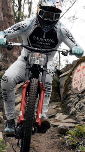 Canyon MTB on Instagram: "Poetry in motion 😮‍💨 #MyCanyon #MTB"