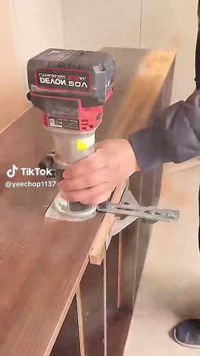 LED lights, DIY as you like! #yeechop #lights #neonlights #striplights #decoration #diy #diylights #diyledlights #ledstriplights #LED #strip #lighting #tracklighting #neonlight #roommakeover #electroniclighter #design #installation