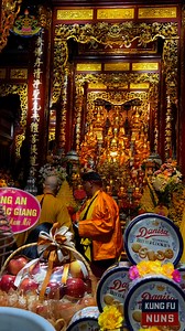 The Gyalwang Drukpa visited Phat Tich monastery, a historic temple in Viet Nam, located in Bac Ninh province. The Gyalwang Drukpa and the Sangha members were given a hearty welcome by most Venerable Thich Duc Thien, General Secretary of the Viet Nam Buddhist Sangha and Abbott of the temple.#DrukpaViet Nam #GyalwangDrukpa #Drukpa #Vietnam #PhatTichMonastery #BacNinh #VenerableThichDucThien | Drukpa