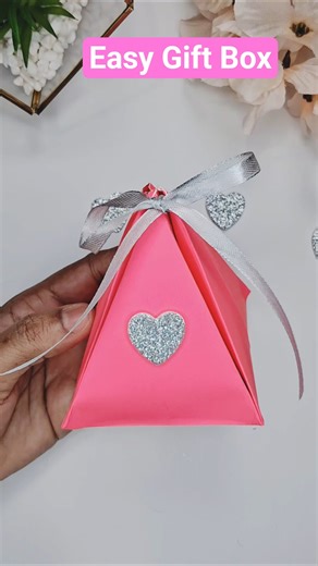 Cute and Easy Gift Box! #papercraft #diy #craft #shorts