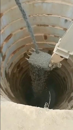 Pouring Concrete from a Height #concreteconstruction #construction #civilengineering